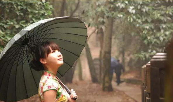 什么样的女人面相，天生富贵