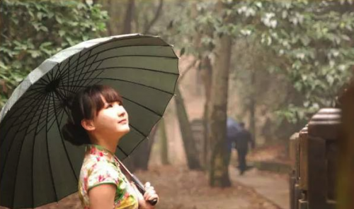 什么样的女人面相,天生富贵