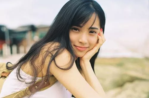 八字水多的女人有财吗，五行水旺的女人命好吗？